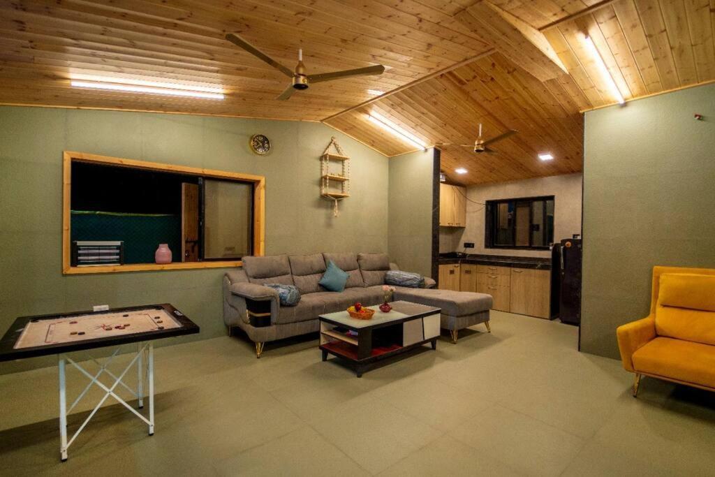 Spicy Mango Lakeside Abode - Luxurious Villa In Pawana Lonavala Esterno foto