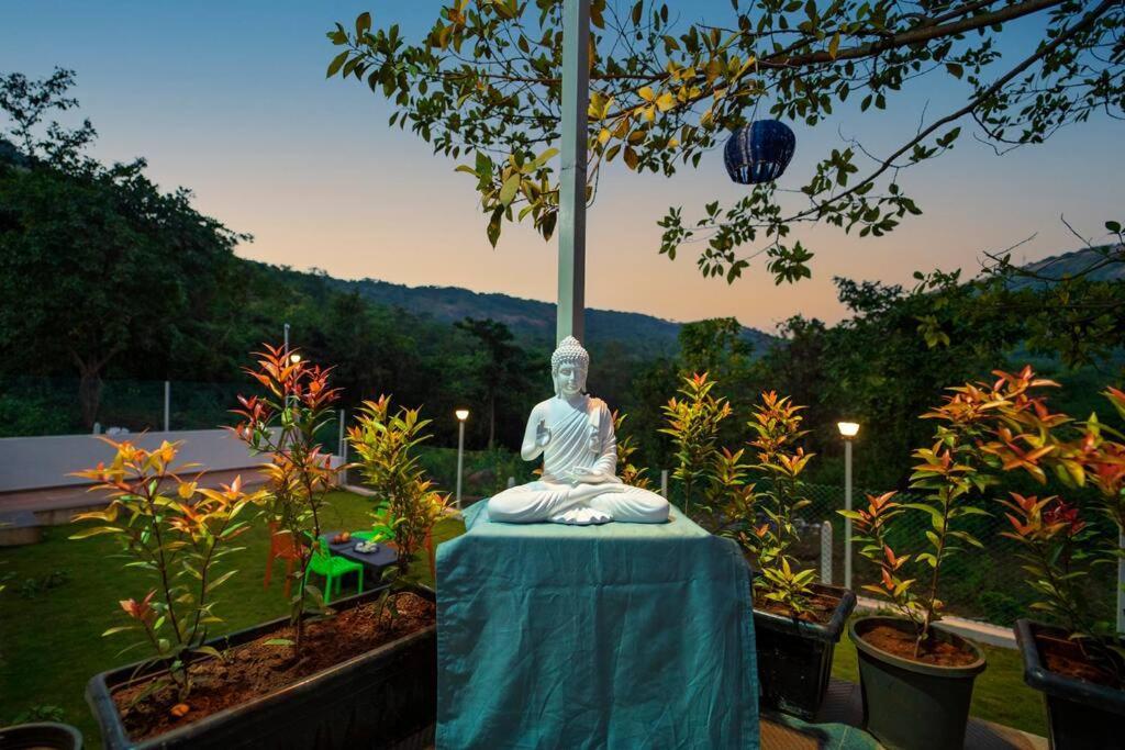 Spicy Mango Lakeside Abode - Luxurious Villa In Pawana Lonavala Esterno foto