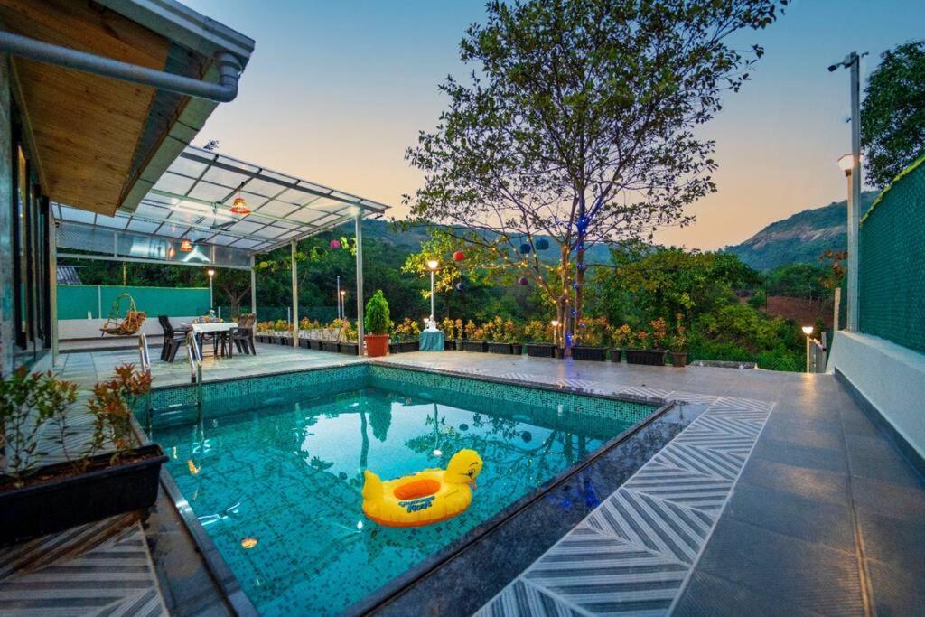 Spicy Mango Lakeside Abode - Luxurious Villa In Pawana Lonavala Esterno foto