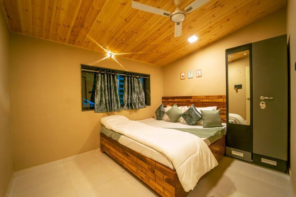 Spicy Mango Lakeside Abode - Luxurious Villa In Pawana Lonavala Esterno foto
