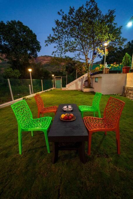 Spicy Mango Lakeside Abode - Luxurious Villa In Pawana Lonavala Esterno foto